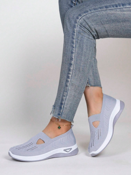 Women's Comfortable, Breathable, Lightweight And Stylish Casual Sports Shoes