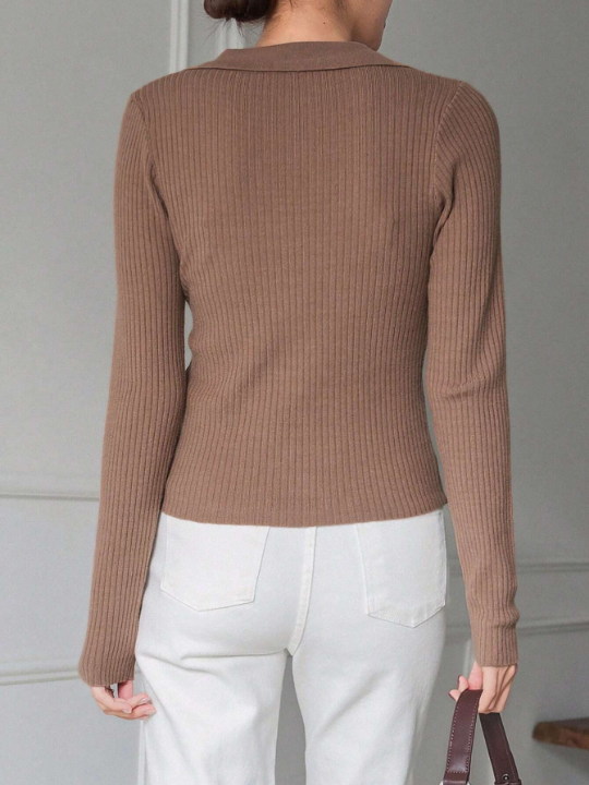 DAZY Solid Color Fine Textured Ribbed Sweater With Collar