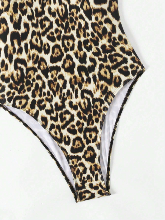 Leopard Printed Backless One-piece Swimsuit