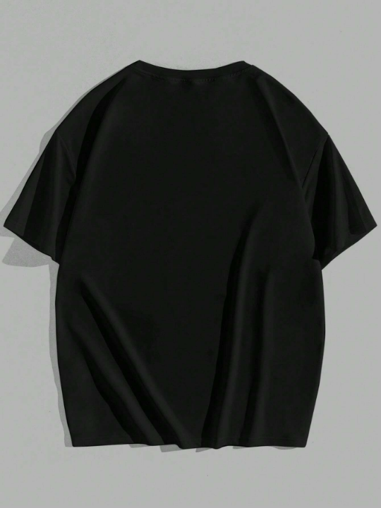 Manfinity EMRG Loose Fit Men's Pattern Printed Round Neck T-Shirt