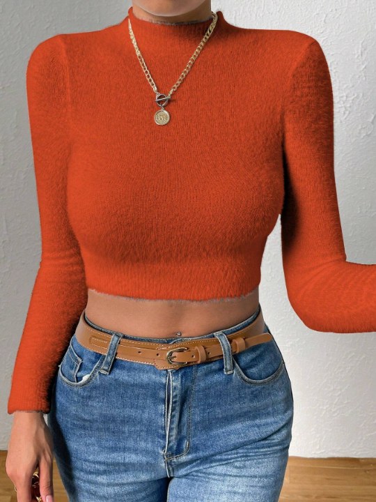 Essnce Solid Color Stand Collar Cropped Sweater