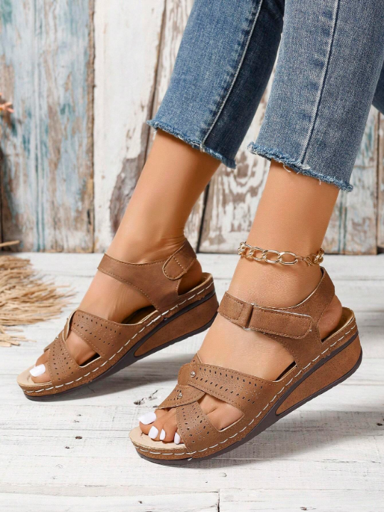 Casual Thick-Soled Round-Toe Women'S Sandals With Magic Tape