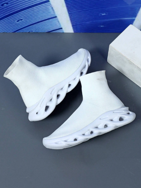 White Soft & Light Unisex Sock Shoes For Men & Women, Suitable For Casual, Walking, School, And Gift