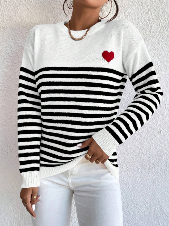 Essnce Heart Pattern Striped Sweater