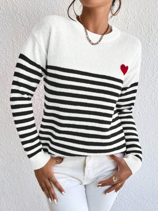 Essnce Heart Pattern Striped Sweater