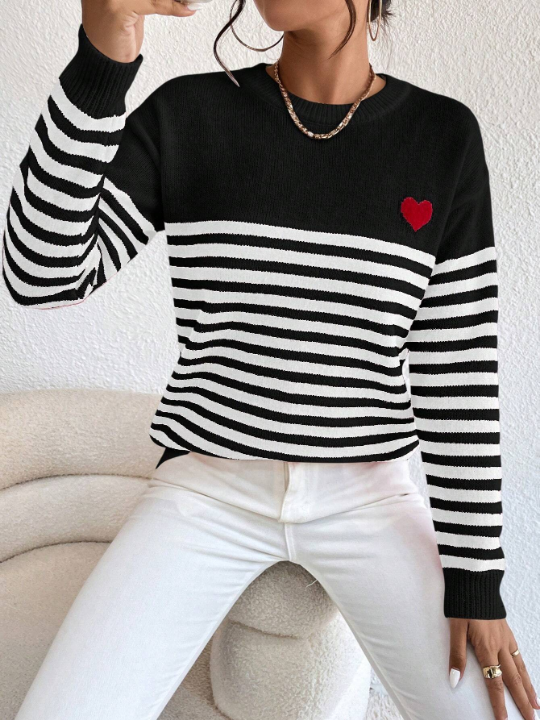 Essnce Heart Pattern Striped Sweater