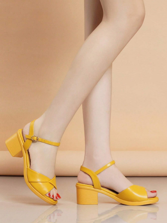 Women's Summer Vibrant Yellow Chunky Heel Open-Toe Sandals With Ankle Buckle