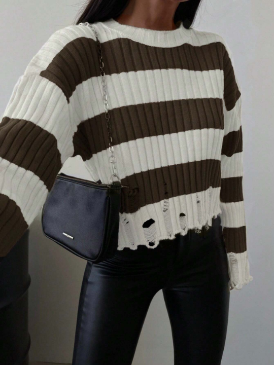 Women'S Striped Round Neck Sweater