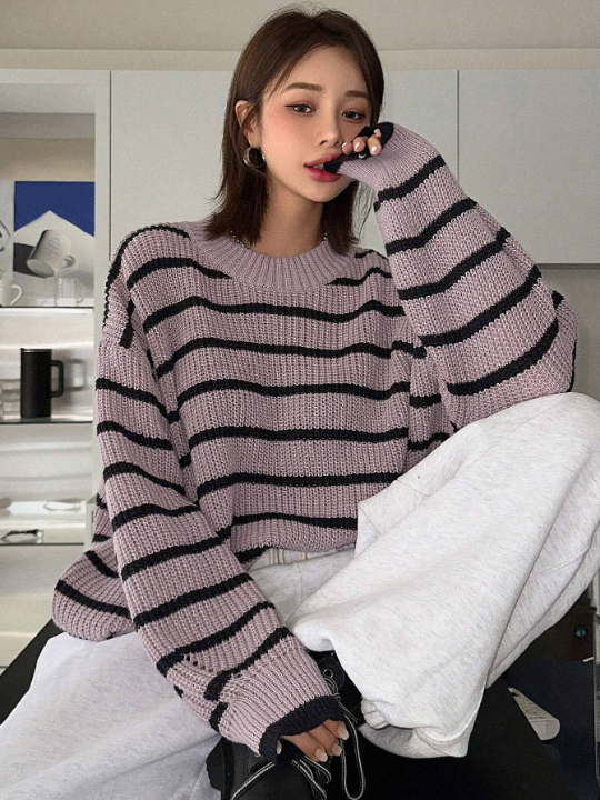 DAZY Women's Round Neck Striped Sweater Pullover