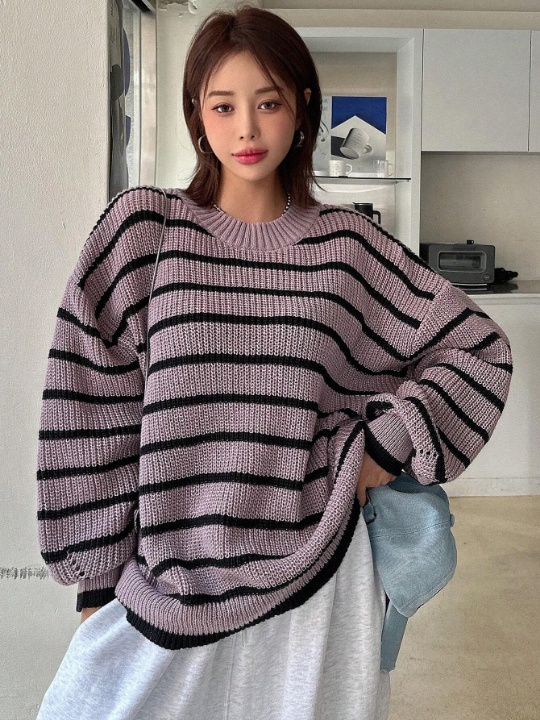 DAZY Women's Round Neck Striped Sweater Pullover