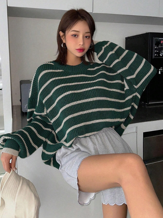 DAZY Women's Round Neck Striped Sweater Pullover