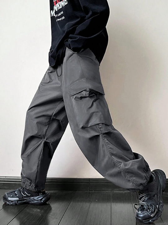 ROMWE Street Life Men Cargo Pants With Large Side Pockets