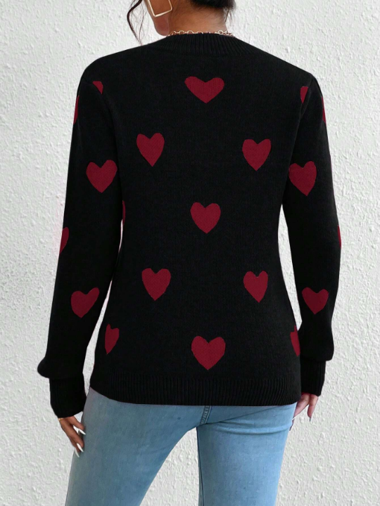 Essnce Heart Patterned Pullover Sweater With Long Sleeve