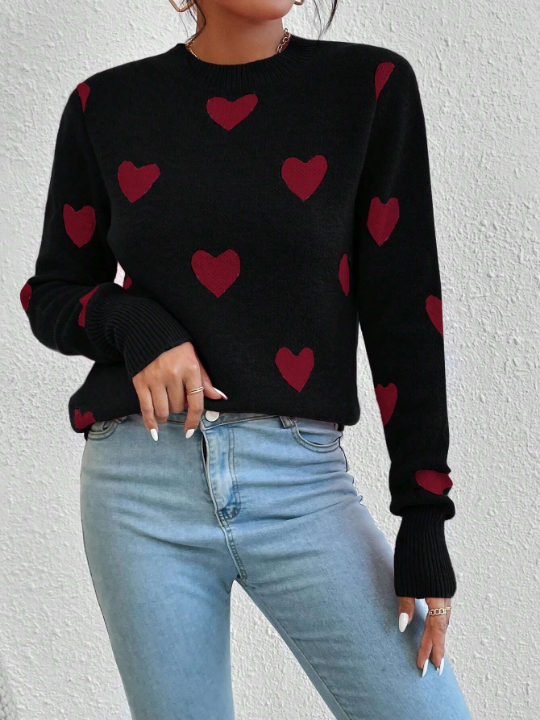 Essnce Heart Patterned Pullover Sweater With Long Sleeve