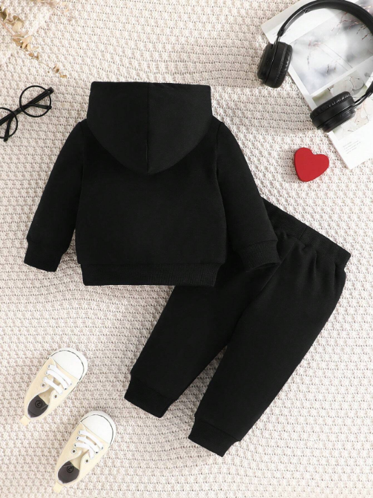 Baby Girl Two-Piece Set Fashionable And Casual Spring And Autumn New Popular Heart Pattern Long-Sleeved Hoodie And Pants Set