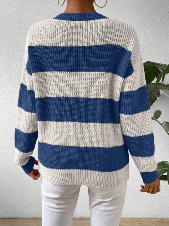 Essnce Contrasting Stripe Long Sleeve Pullover Sweater