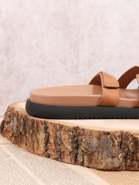 Women's Flat Sandals