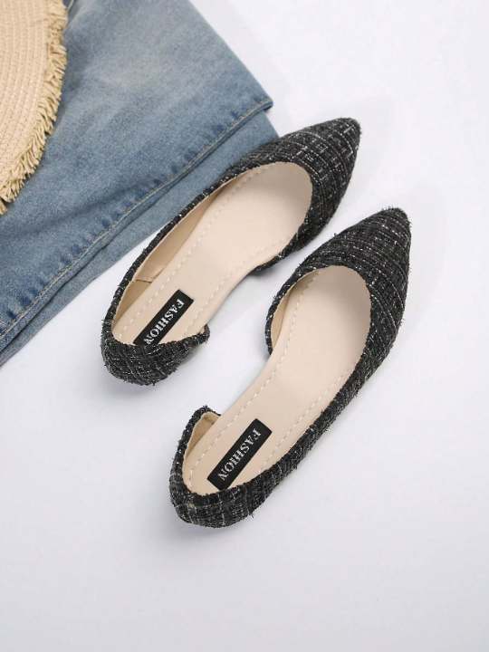 New Fashionable Women's Black Hollow Out Flat Shoes With Pointed Toe, Comfortable And Slip-Resistant For Walking And Strolling