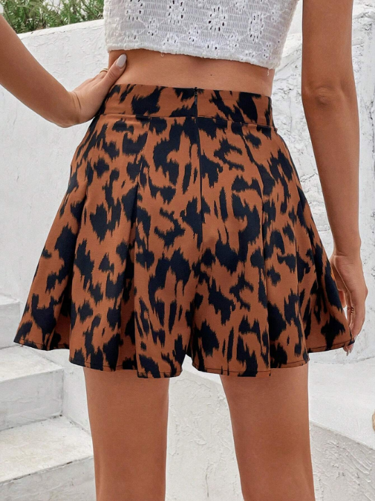 LUNE Loose Fit Printed Shorts With Front Tie