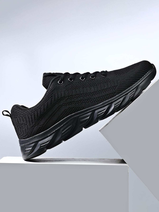 Men's Large Size Sports Shoes For Four Seasons, Retro Breathable Mesh Running Shoes, Casual Walking Shoes, Simple Trendy Sneakers