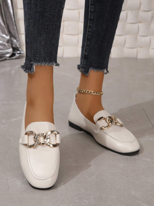 Women's Beige Metal Buckle Fashionable And Versatile Flat Shoes