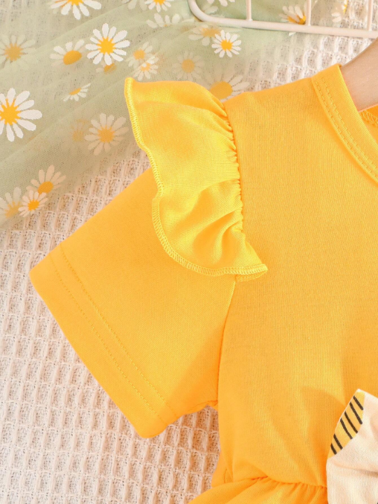 Baby Girls' Short Sleeve Top With Ruffles, Bow & Bee Print Long Pants Casual Set For Summer