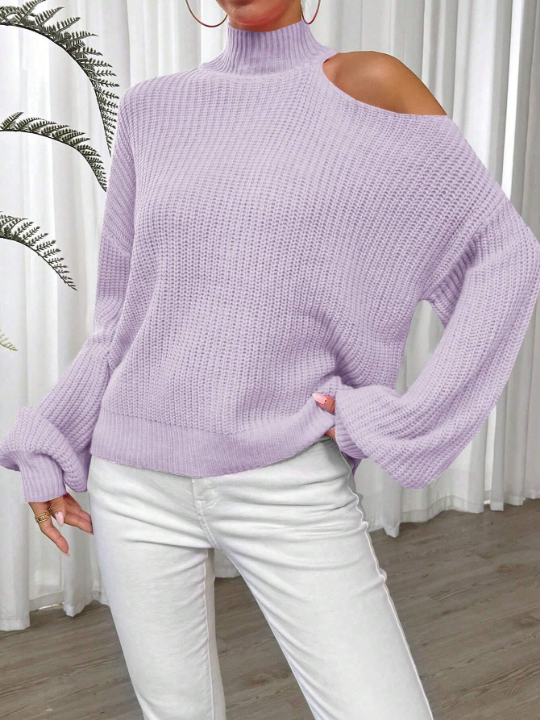 Essnce Hollow Out Detail Shoulder Long Sleeve Sweater