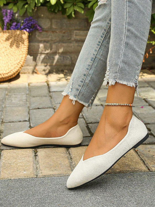 Plus Size 35-45 Outdoor White Pointed Toe Flat Shoes, Fashionable Shallow Mouth Work Shoes, Versatile And Comfortable Women's Flat Shoes