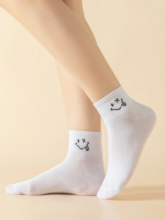 XYZ Studio 2pairs Smiling Face Design Casual Mid-Calf Socks