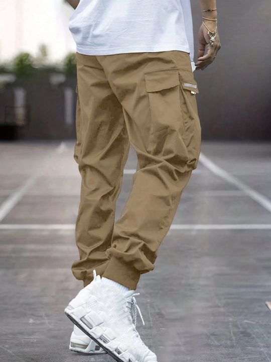 Men Letter Graphic Flap Pocket Drawstring Waist Cargo Pants