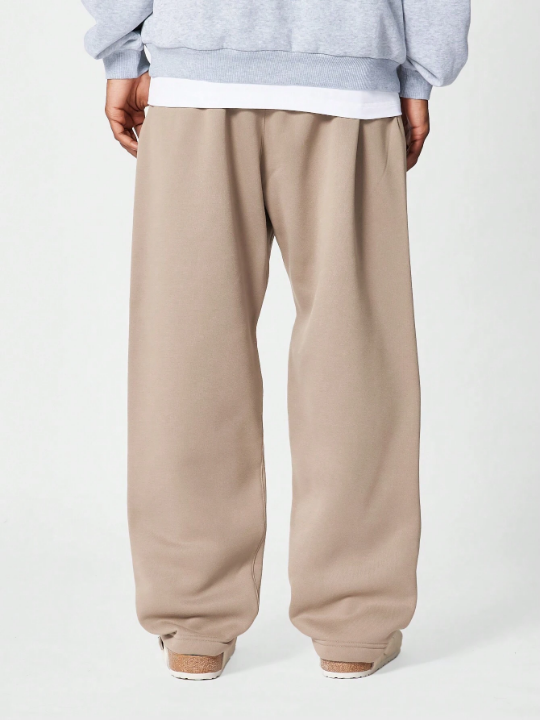 SUMWON Straight Fit Essential Drop Crotch Jogger