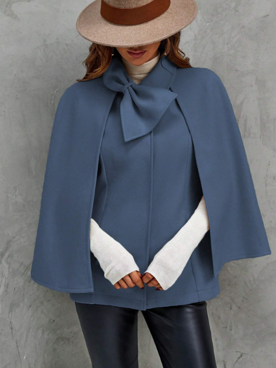 Women's Woolen Coat With Bowknot Decoration Cape