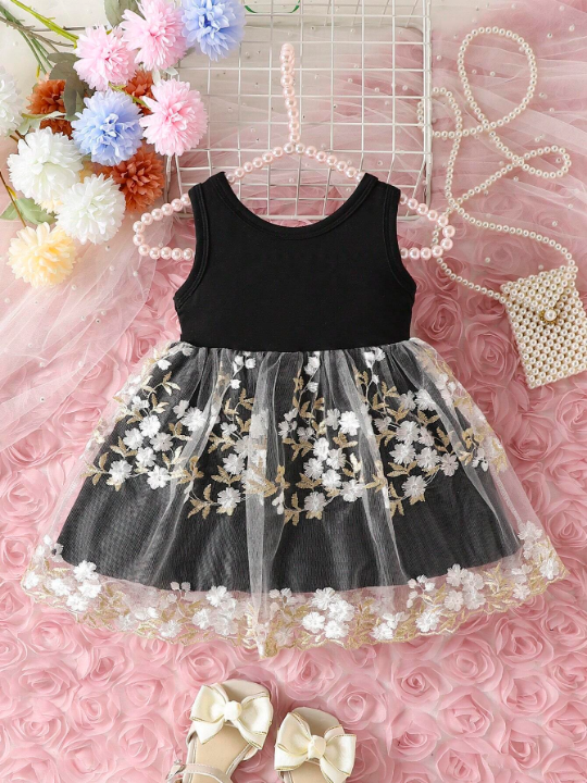 Baby Girl Princess Style Sleeveless Dress With Flower Embroidery & Bow Knot Decoration