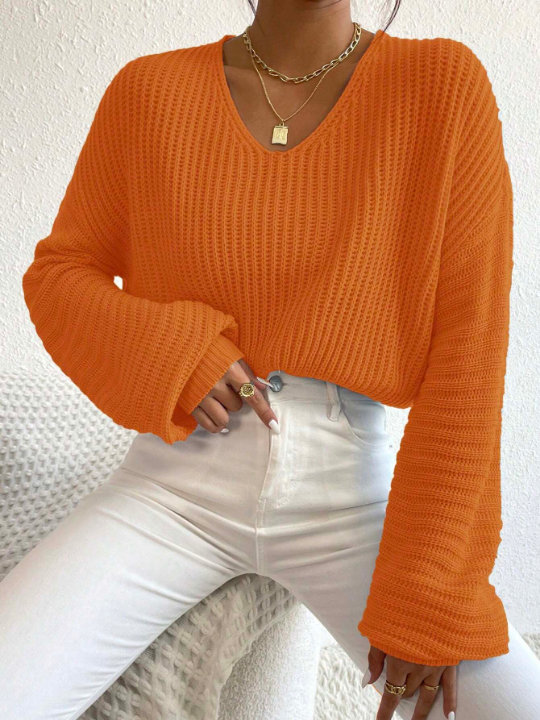 Essnce Solid Color Dropped Shoulder Loose Cropped Sweater