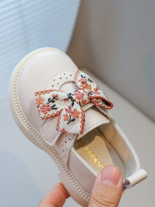 2024 Spring And Autumn New Style Children's College Style Butterfly Knot Soft Bottom Leather Shoes Trendy Girls' Shoes