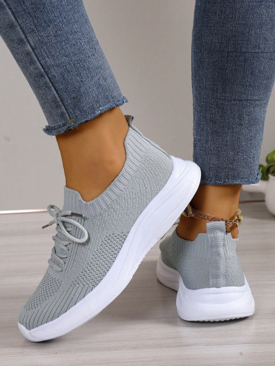 Fashionable & Comfortable Minimalist Eva Women's Sneakers