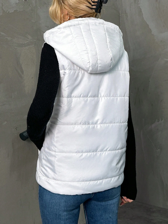 Frenchy Women's Solid Color Sleeveless Hooded Padded Jacket