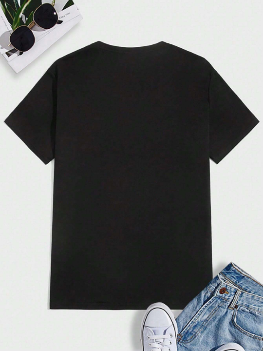 Manfinity Hypemode Men's Cherry Letter Print Crewneck Short Sleeve T-Shirt