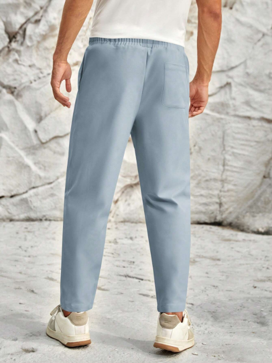 Manfinity Homme That's A Pair Of Solid Color Pants With Woven Seam Trim