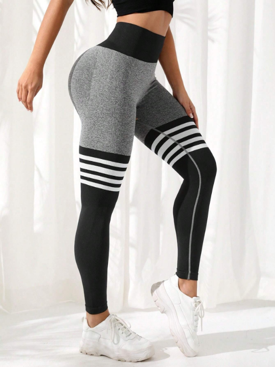 Yoga Futuristic Striped Print Running Tights Seamless High Stretch Scrunch Butt Tummy Control Sports Tights workout leggings