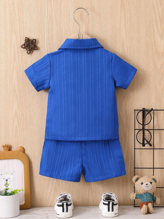 Baby Boy's Solid Color Short Sleeve Shirt And Shorts Set