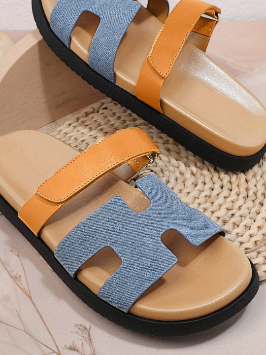 Women's Flat Sandals