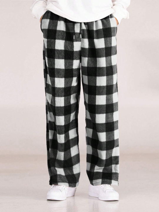 Manfinity Hypemode Men's Gingham Pattern Slant Pocket Pants