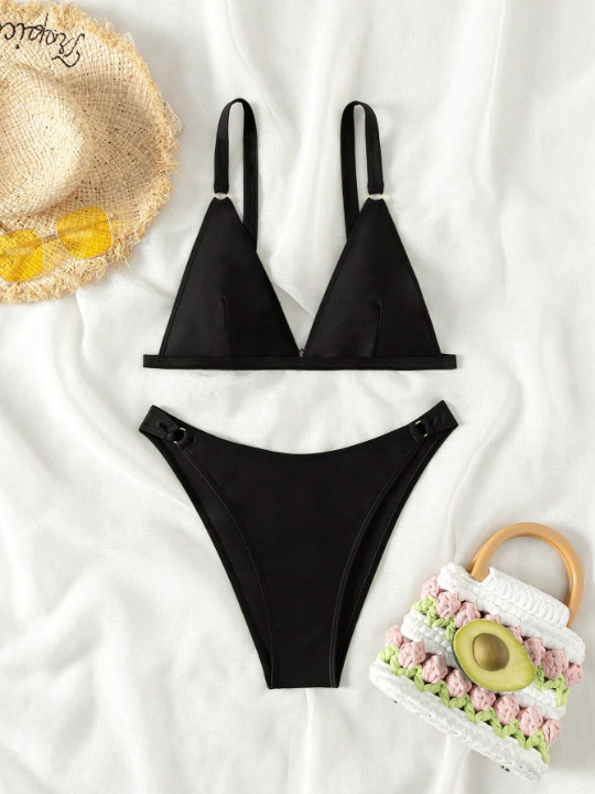 Solid Color Ring Embellished Bikini Swimsuit Set