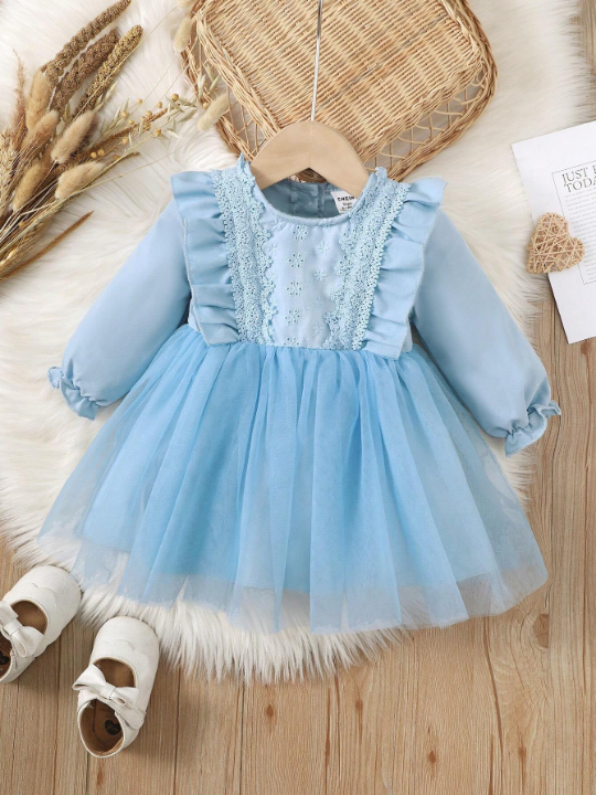 Baby Girl Lace Decorated Mesh Dress With Ruffle Hem