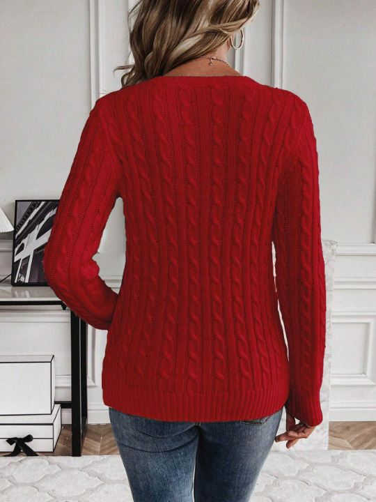 Essnce Cable Knit Round Neck Sweater