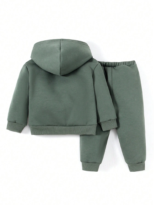 Cozy Cub Baby Boy Letter Graphic Kangaroo Pocket Hoodie & Sweatpants