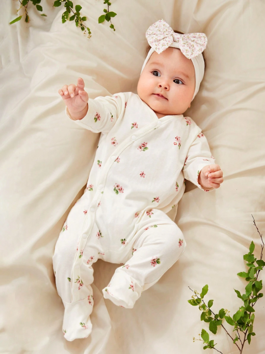 Cozy Cub Baby Girl Casual Soft Floral Pattern Long Sleeve Footed Jumpsuit