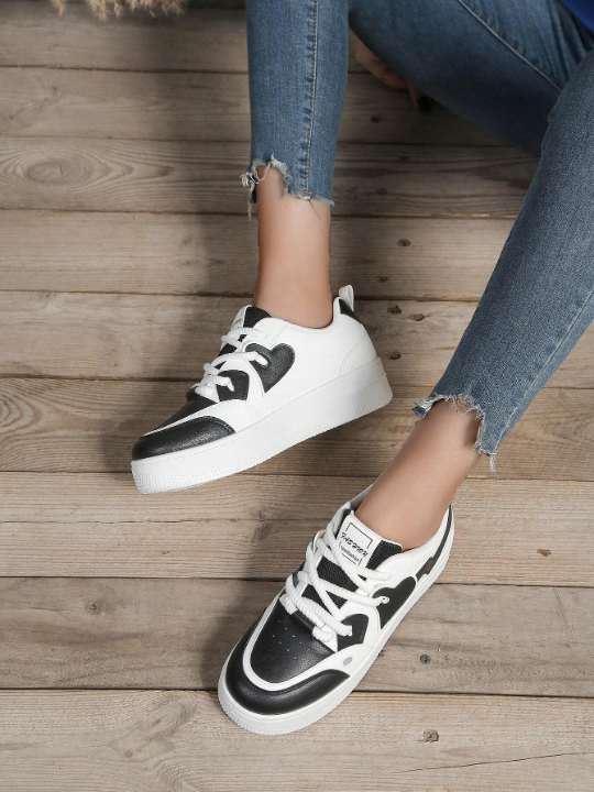 Spring & Autumn Fashionable Casual Thick-Soled Height Increasing Lace Up Women's Shoes, White Sports Shoes Love Couple Shoes For Women