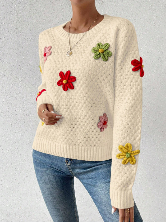 Essnce Women's 3d Flower Decorated Round Neck Sweater